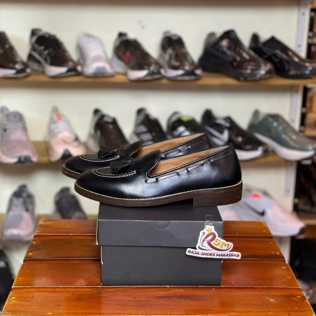 Brygan Craftmanship Adam Tassel Black