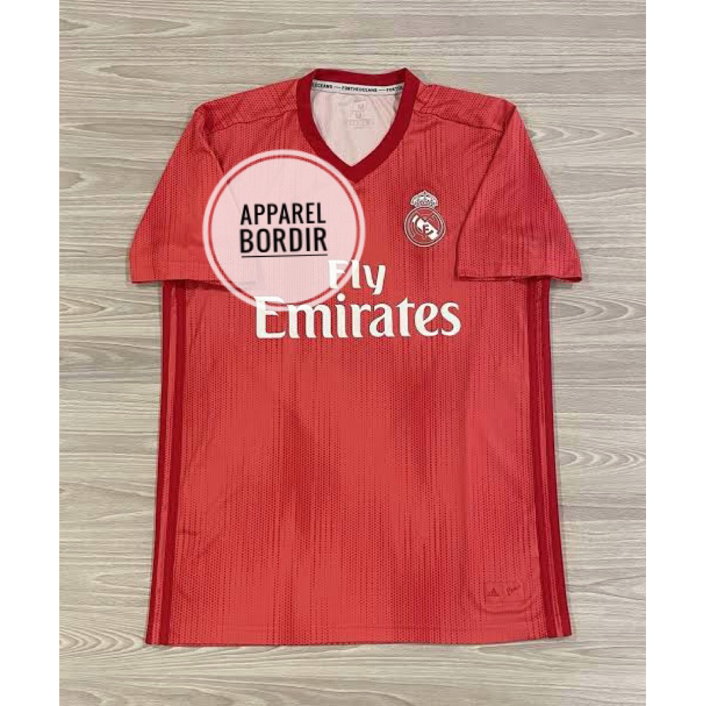 LOGO BORDIR LIVE 2 JERSEY BOLA BAJU BOLA JERSEY FUTSAL JERSEY OLAHRAGA JERSEY MADRIIDD PARLEY RETRO