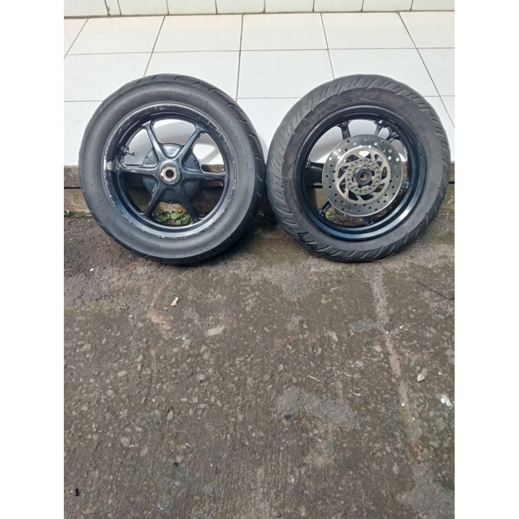 pelk pelek velg resing satu set depan belakang yamaha freego 125 yamaha fazzio bekas original