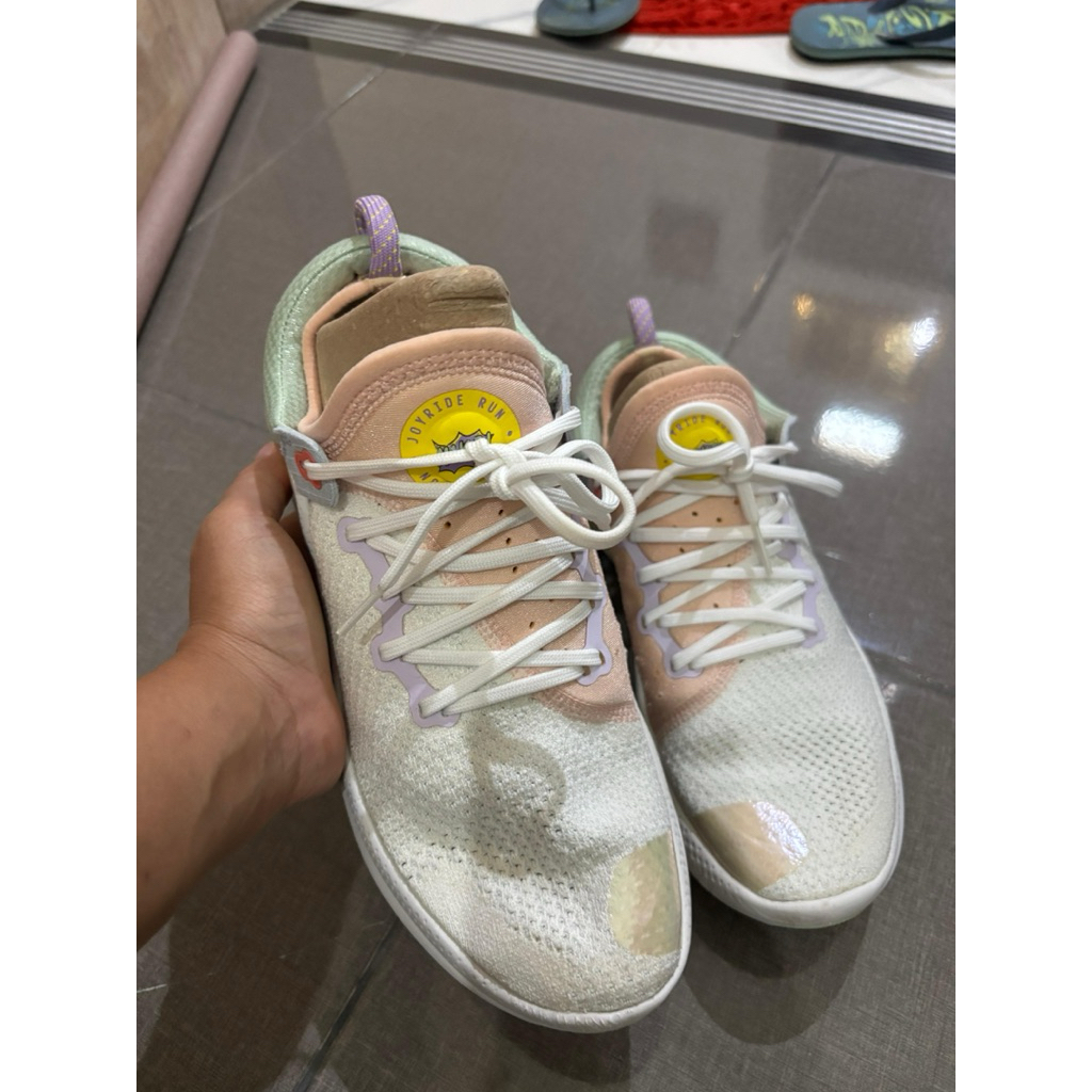 Prelove sepatu nike joyride run