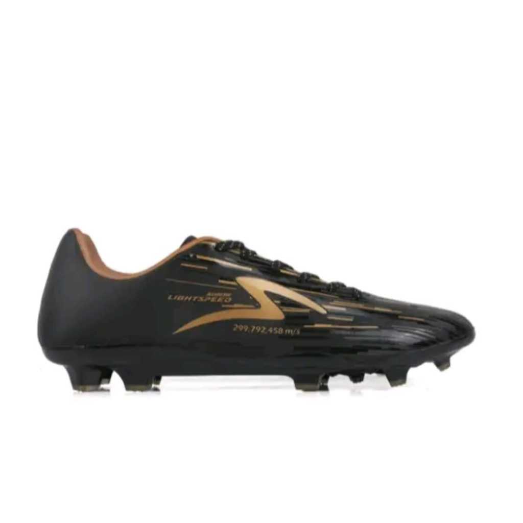 SPECS  Sepatu Sepak Bola Specs Lightspeed Reborn Black Gold Premium Sepatu Bola Specs Nyaman Dipakai