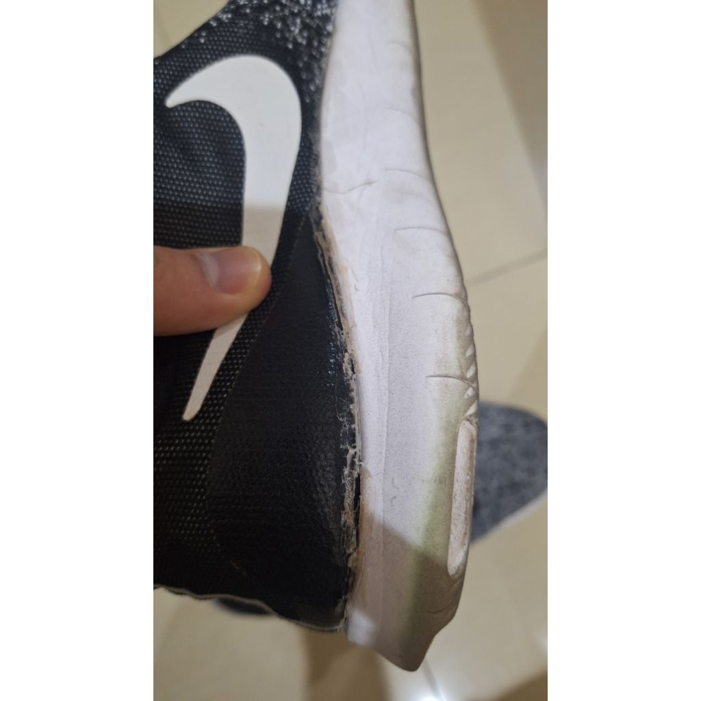 SEPATU lari runnging NIKE original
