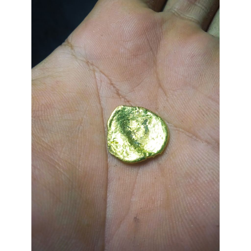 koin abat ke 12 era majapahit
