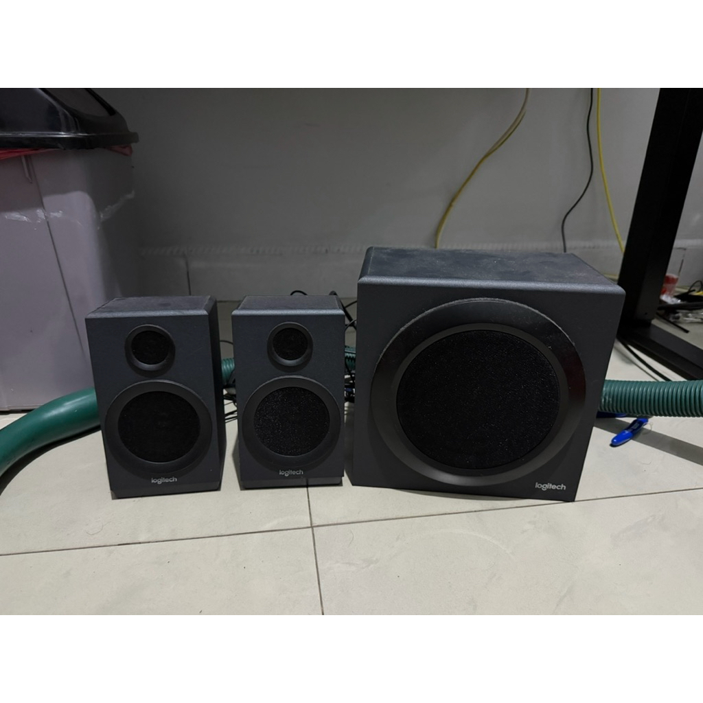 Speaker Logitech Z333 Second