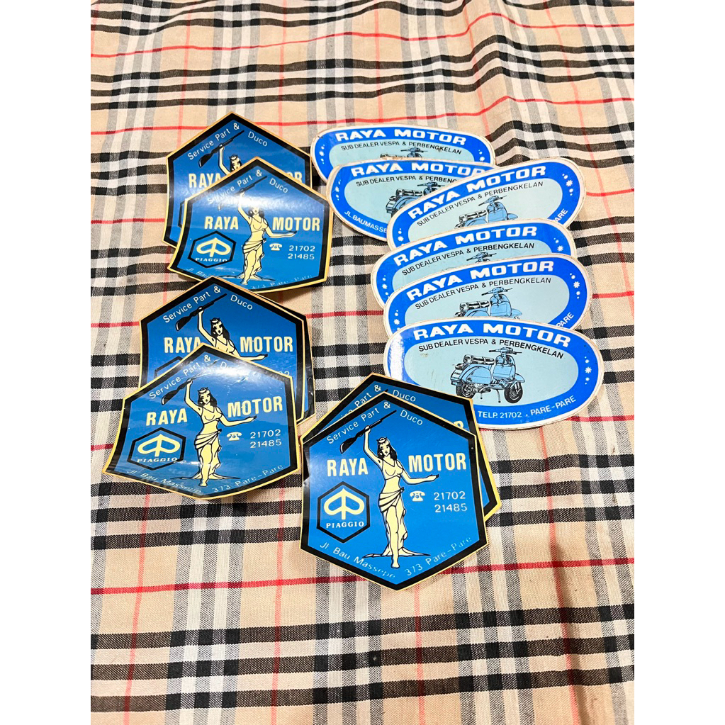 Sticker vespa dealer resmi