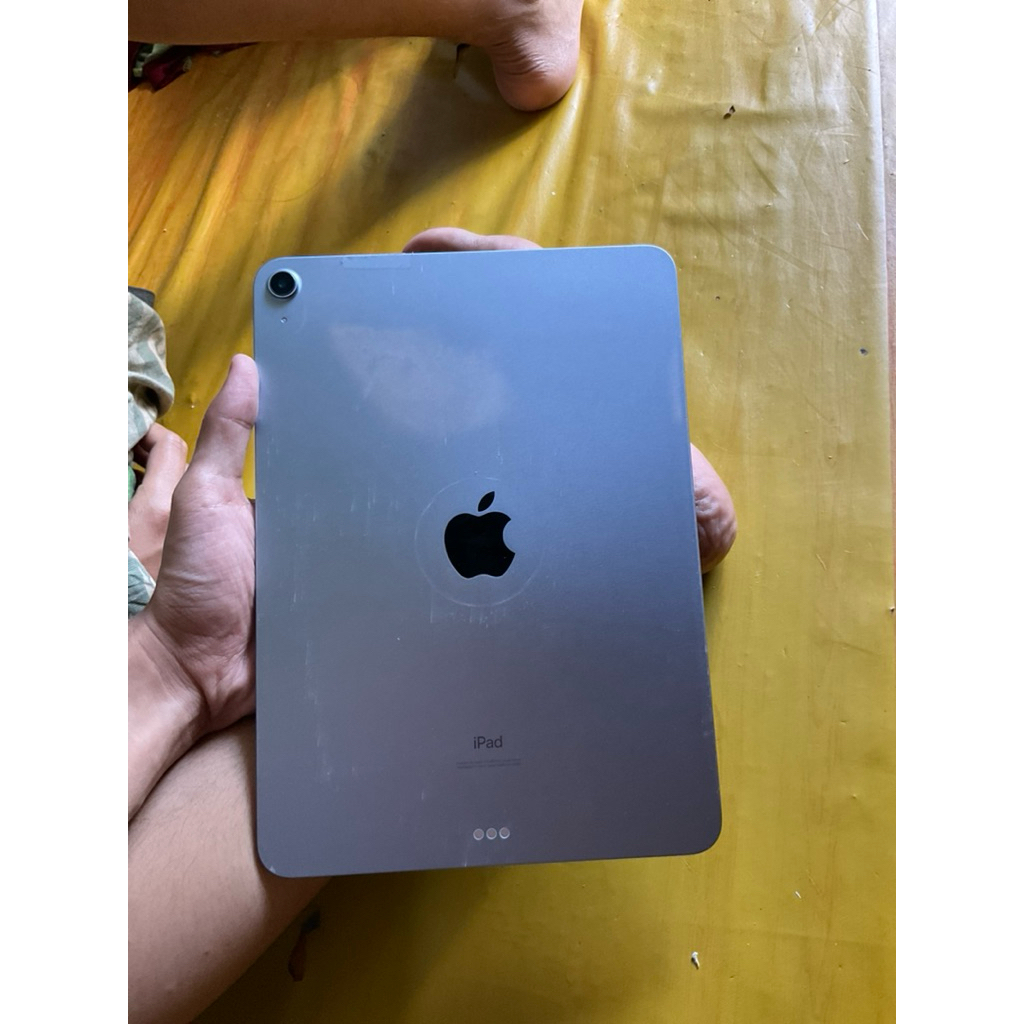 IPad Air 4 lock icloud part" ori