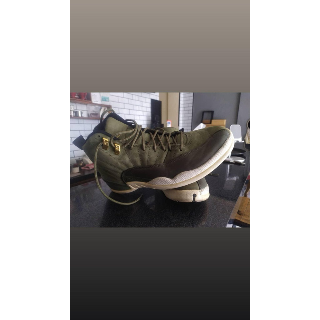 Air Jordan 12 retro size 43 hoops