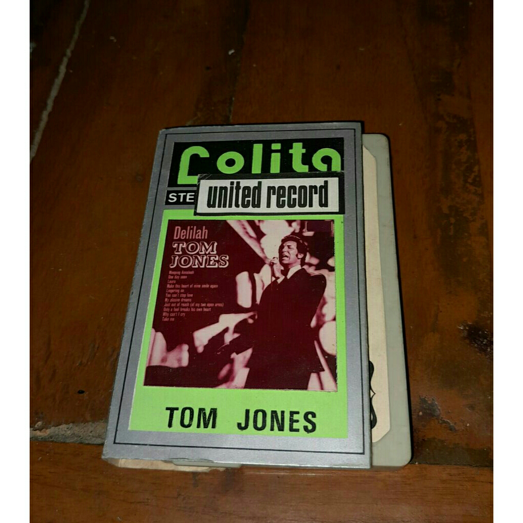 Kaset pita Tom jones