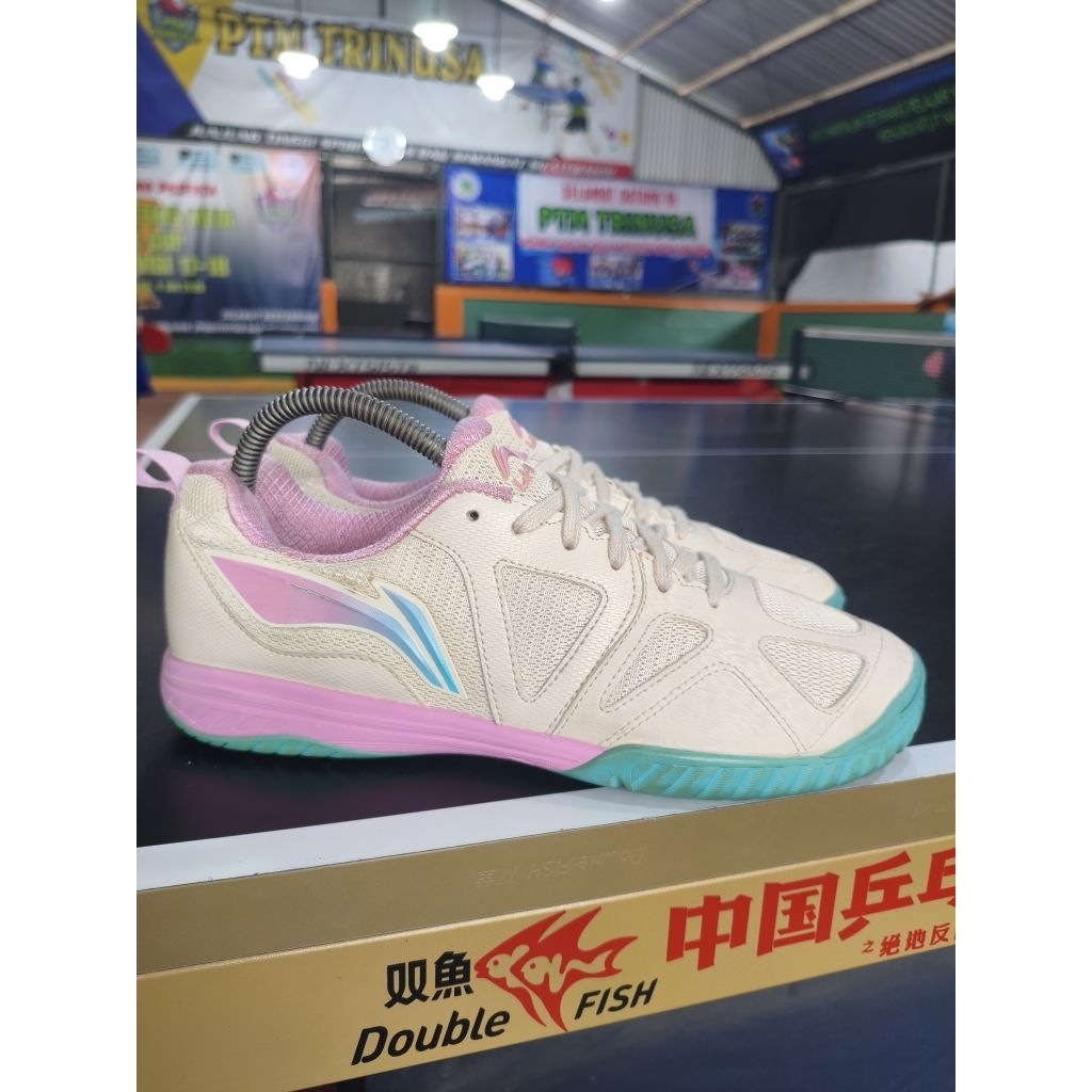 Sepatu tenis meja,pingpong second