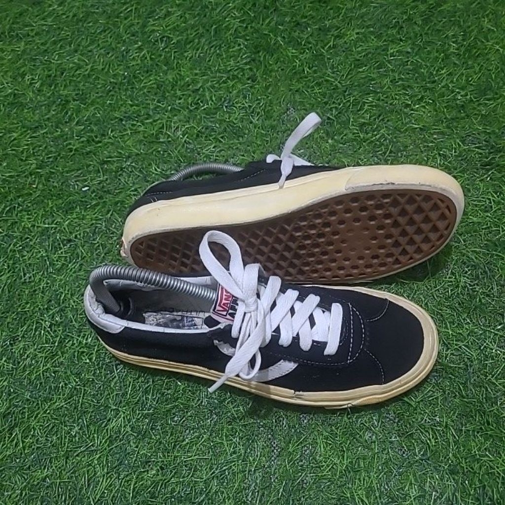 sepatu sneakers vans style 73 size 37