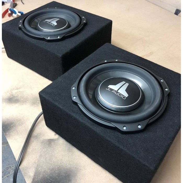 Box Subwoofer Kolong 8 inch.