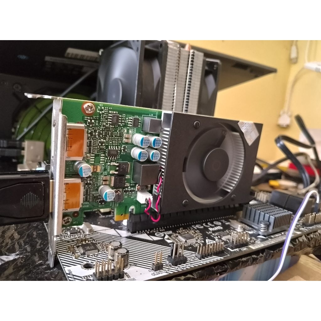 VGA GT 730 2GB DDR5 DX12 Kondisi BARU BEKAS DISTRIBUTOR PC BUILDUP