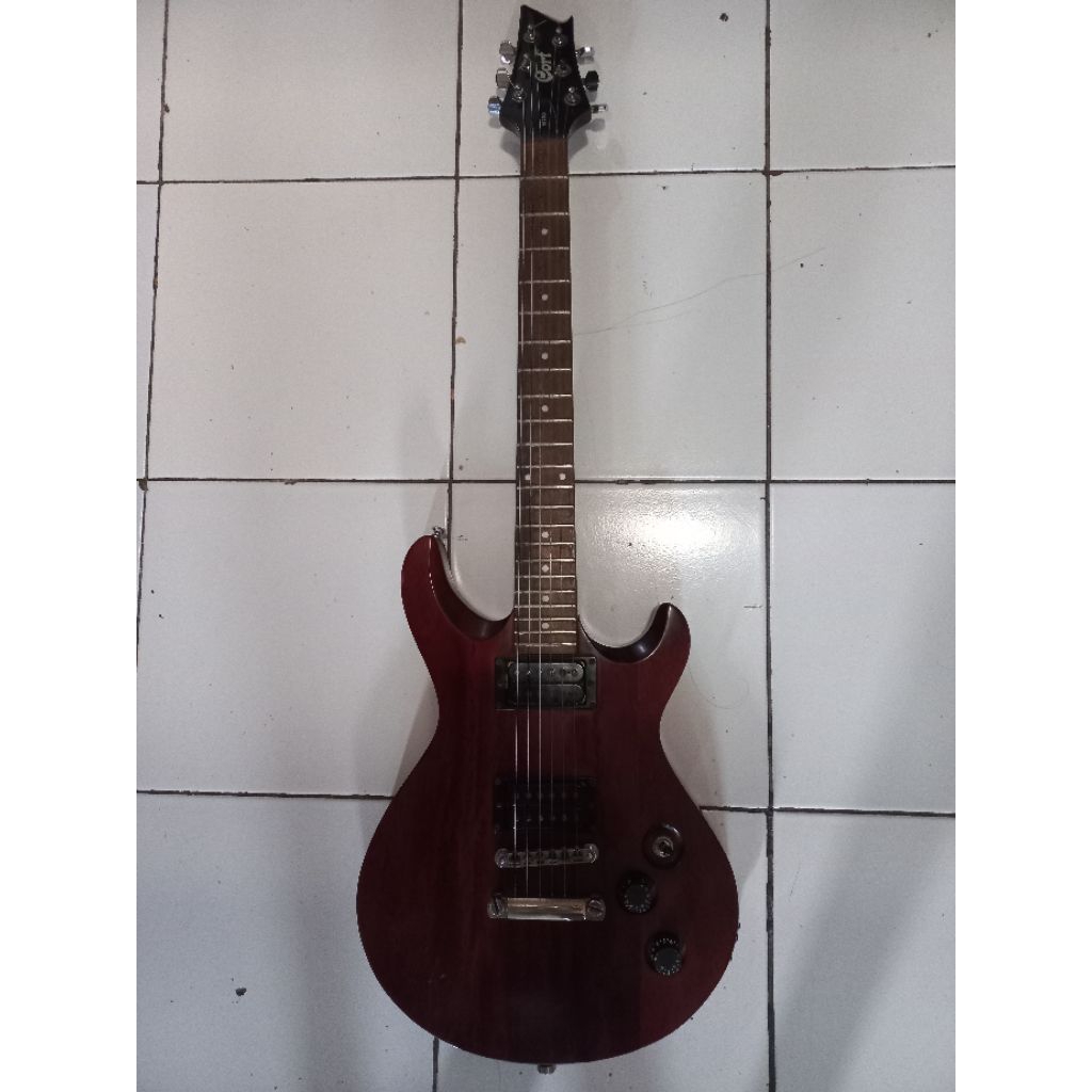 gitar merk cort M200 merah satin asli original made in indonesia