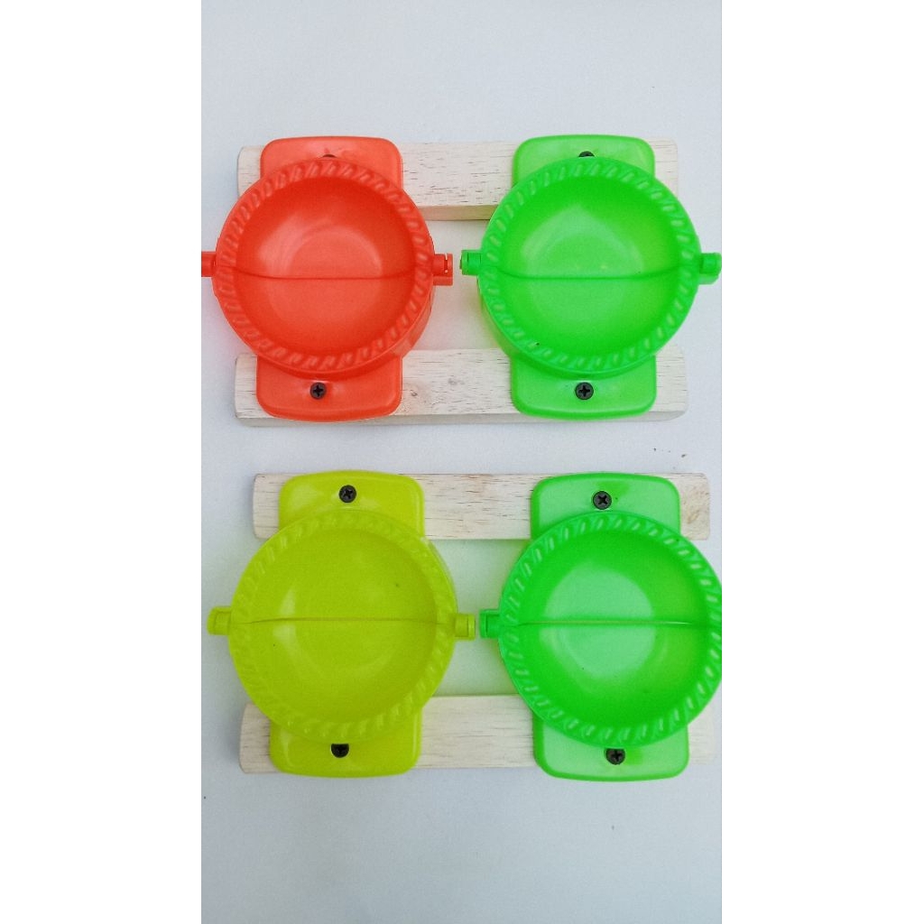 Cetakan Pastel pansit Cireng Isi 2 ukuran sedang(diameter dalam 8cm)