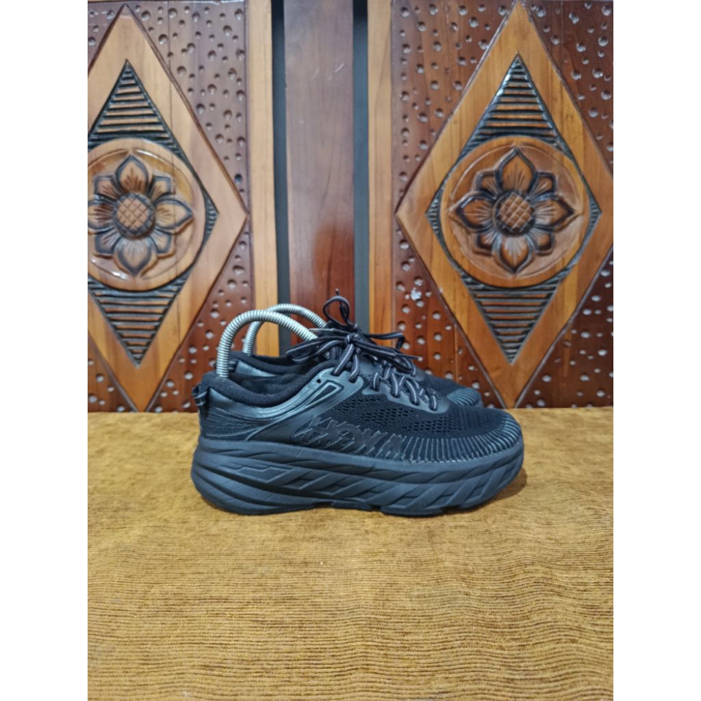 Hoka bondi 7 triple black running