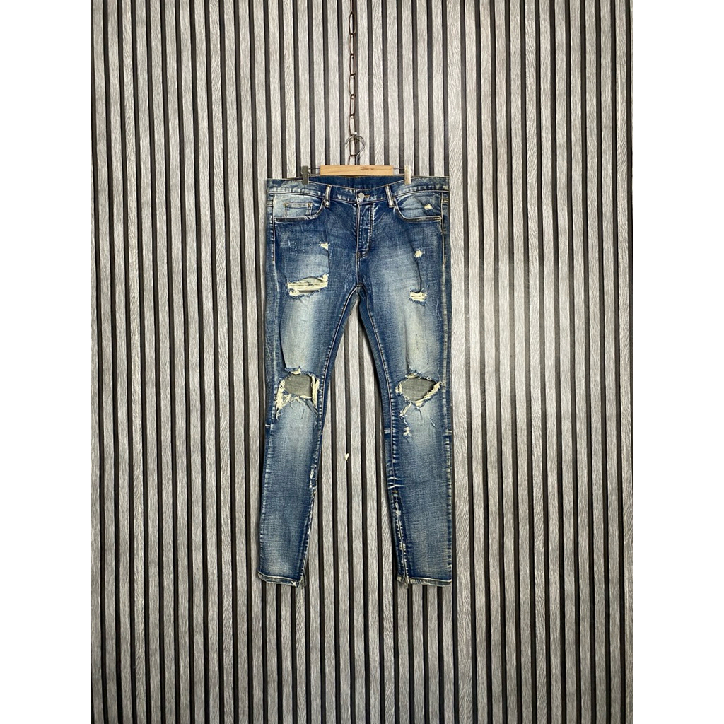 Celana Panjang Jeans Pria mnml Ripped (LIMITED EDITION)