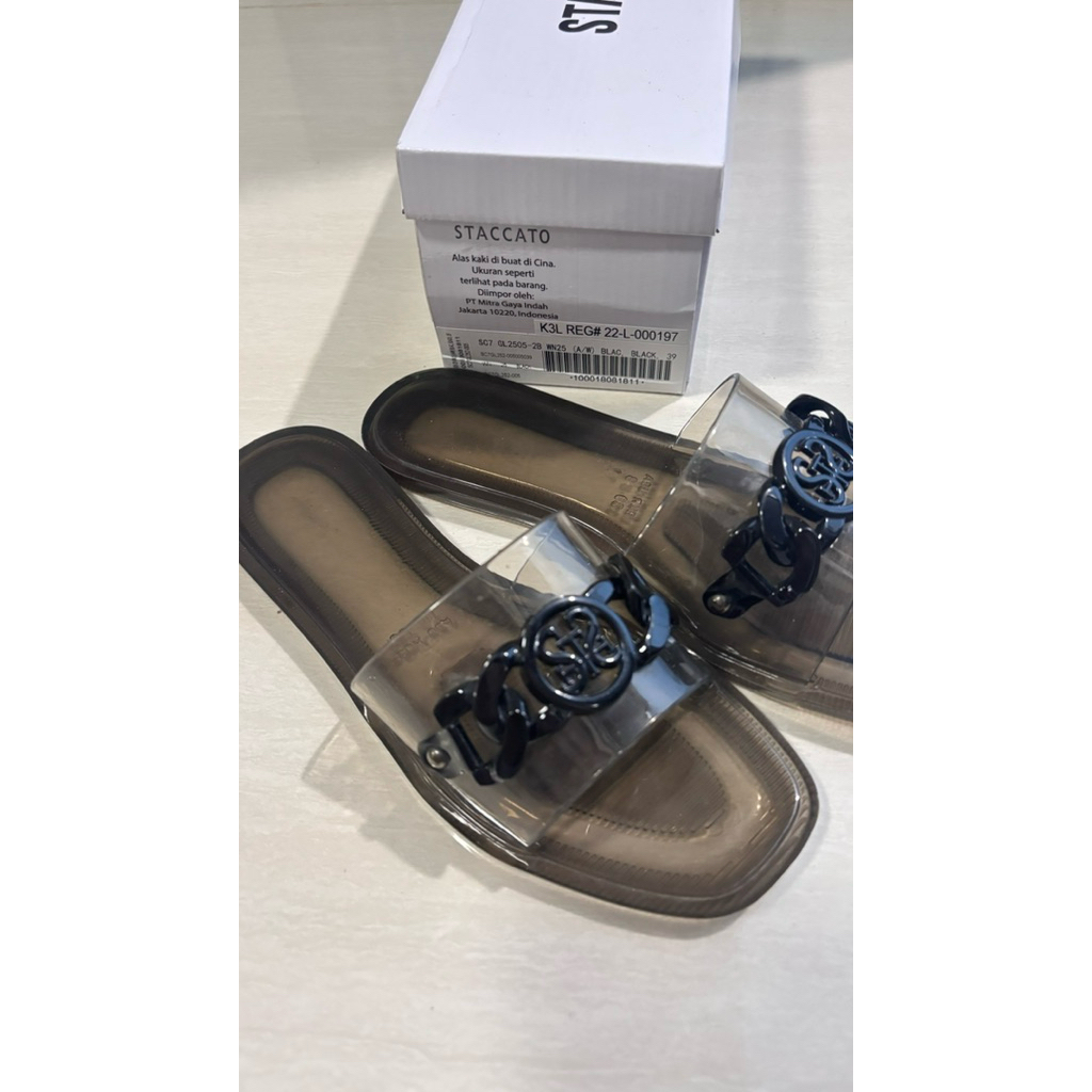 sandal jelly staccato ukuran 39