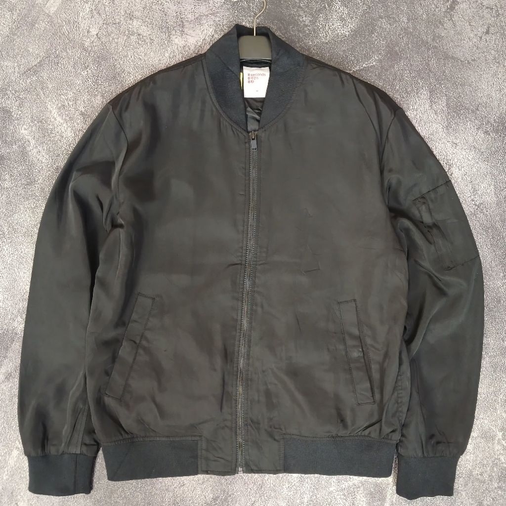 JAKET BOMBER FLIGHT CASUAL BY 8 SECONDS SIZE M