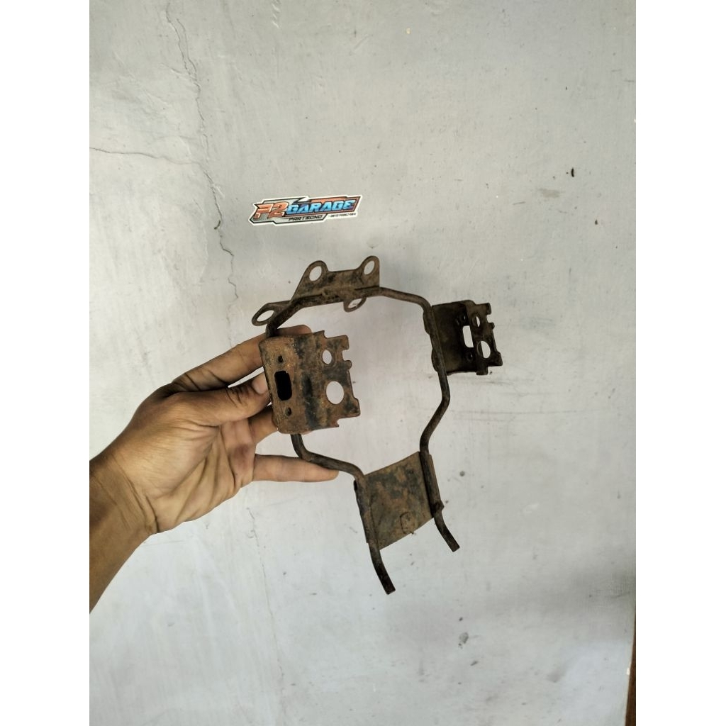 Bracket pangkon lampu depan glpro gl pro original