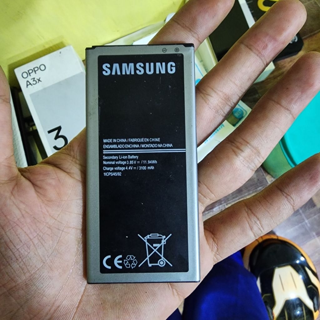 Batre ori samsung j5 2016 norml