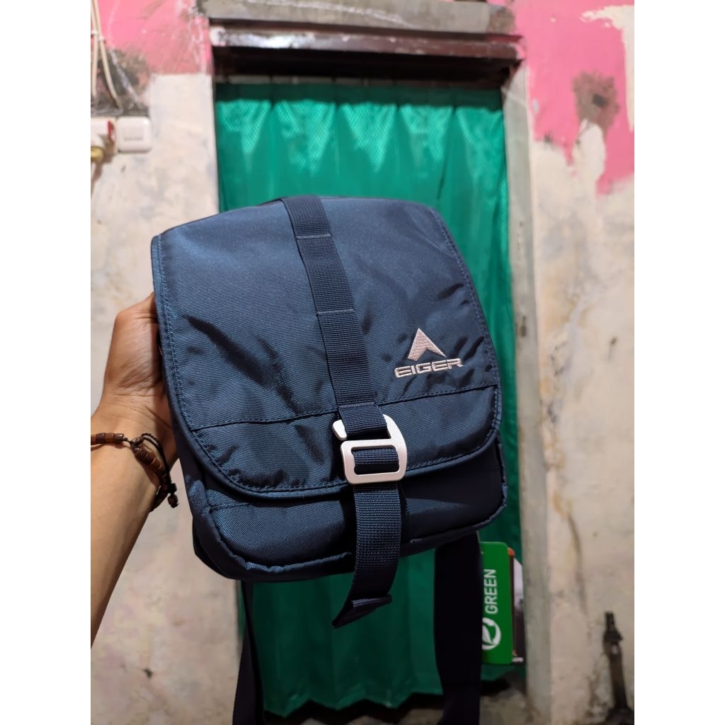 Tas Eiger Descent 3L pria wanita