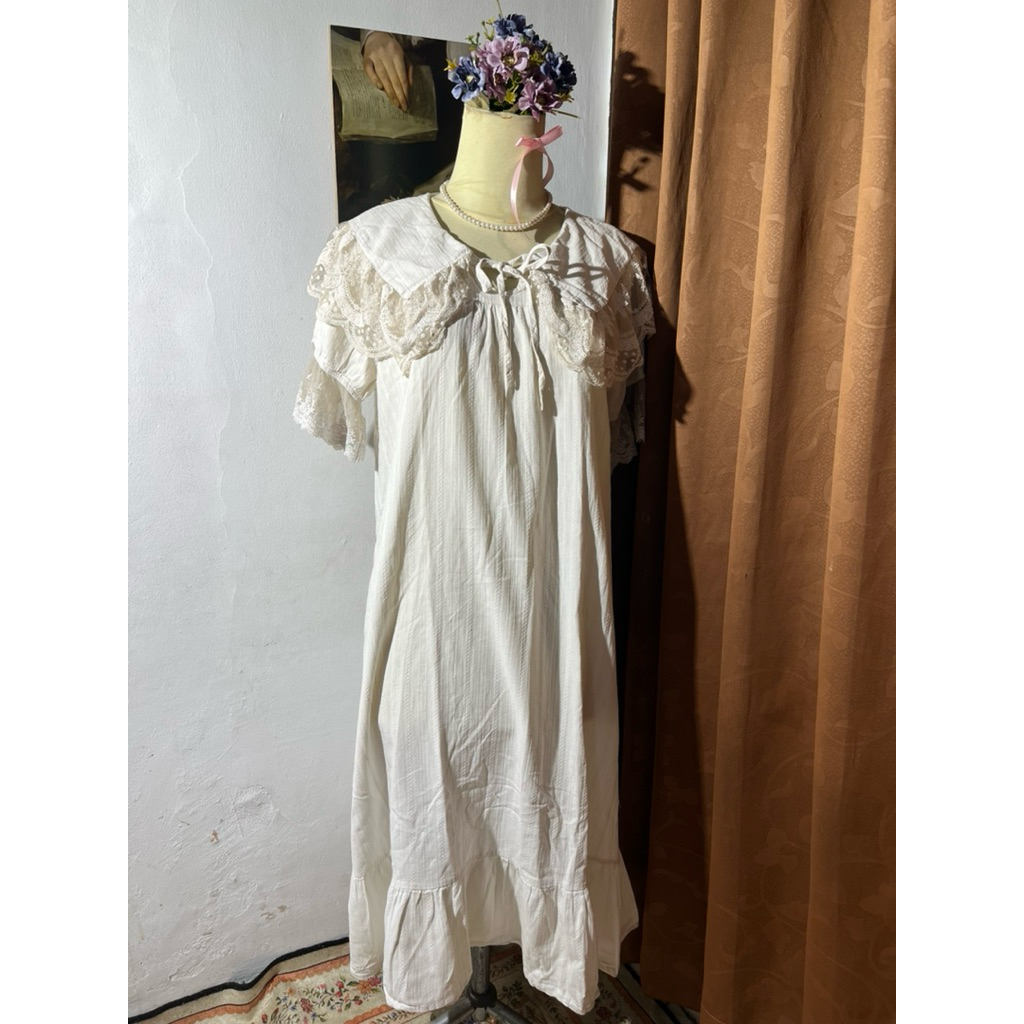 dress vintage nadin amizah