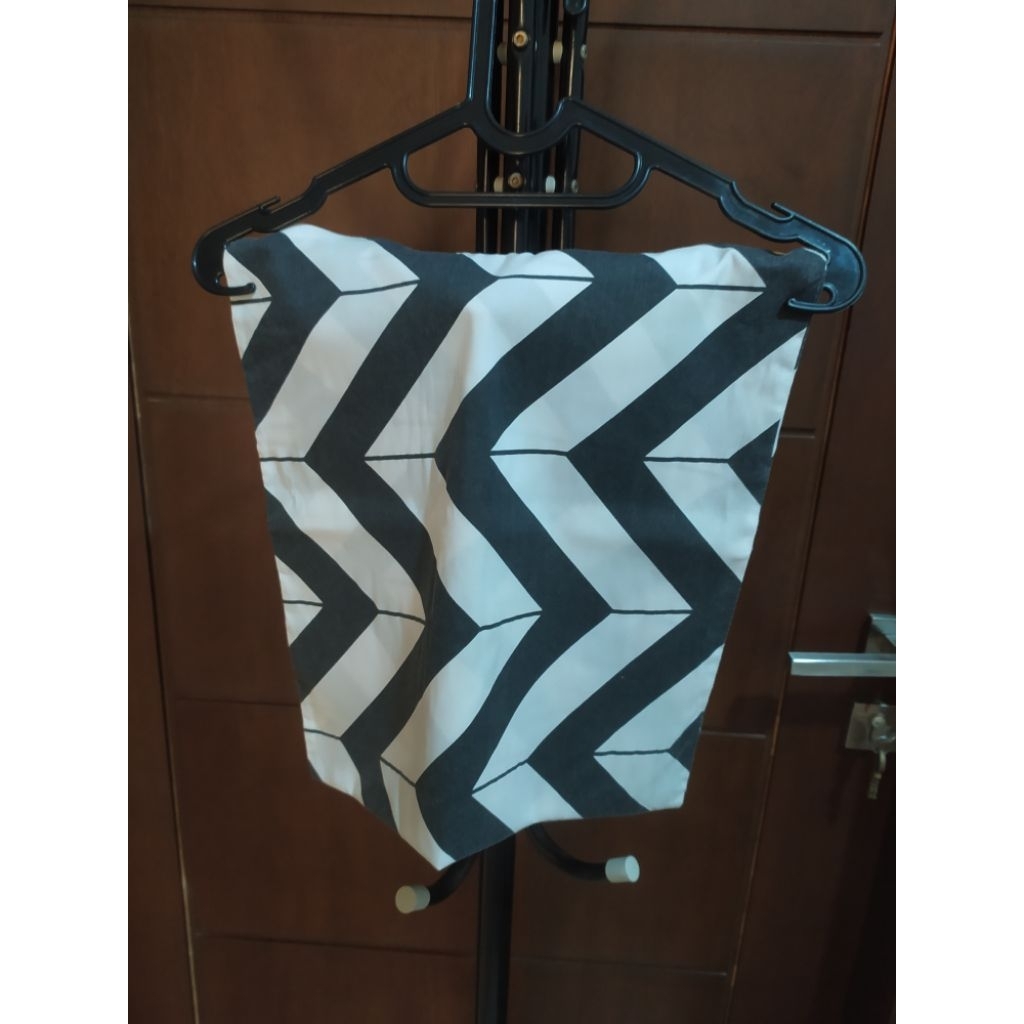 Others - PRELOVED Sarung Bantal Sofa