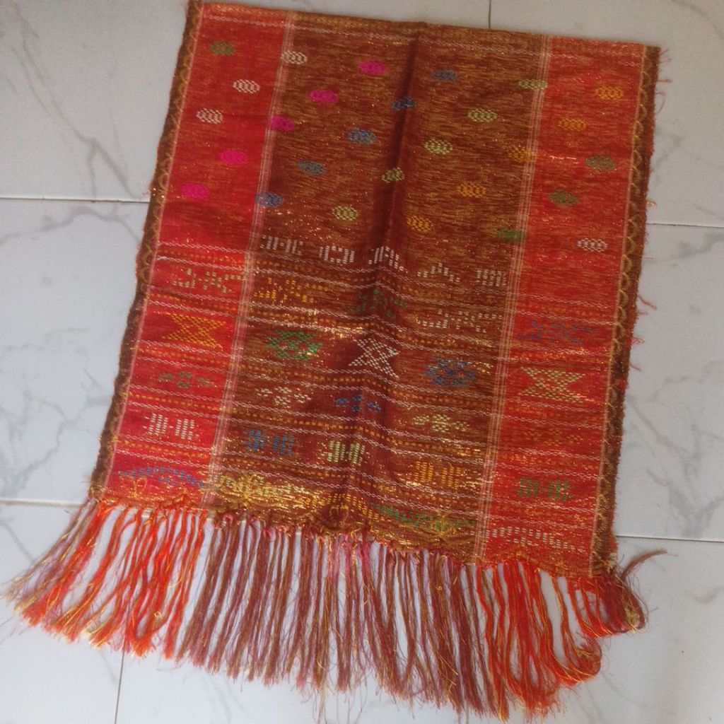 Ulos Sadum Sekata Merah