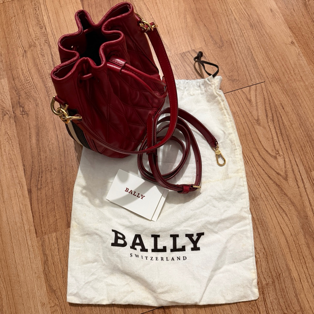 preloved authentic bally danoe bucket bag red