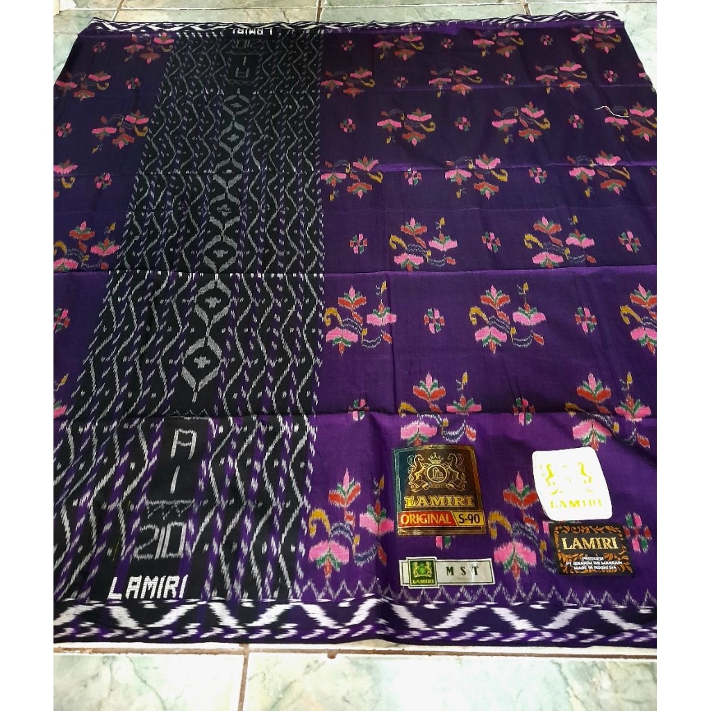 Sarung lamiri mst ungu bunglon sutra 80%