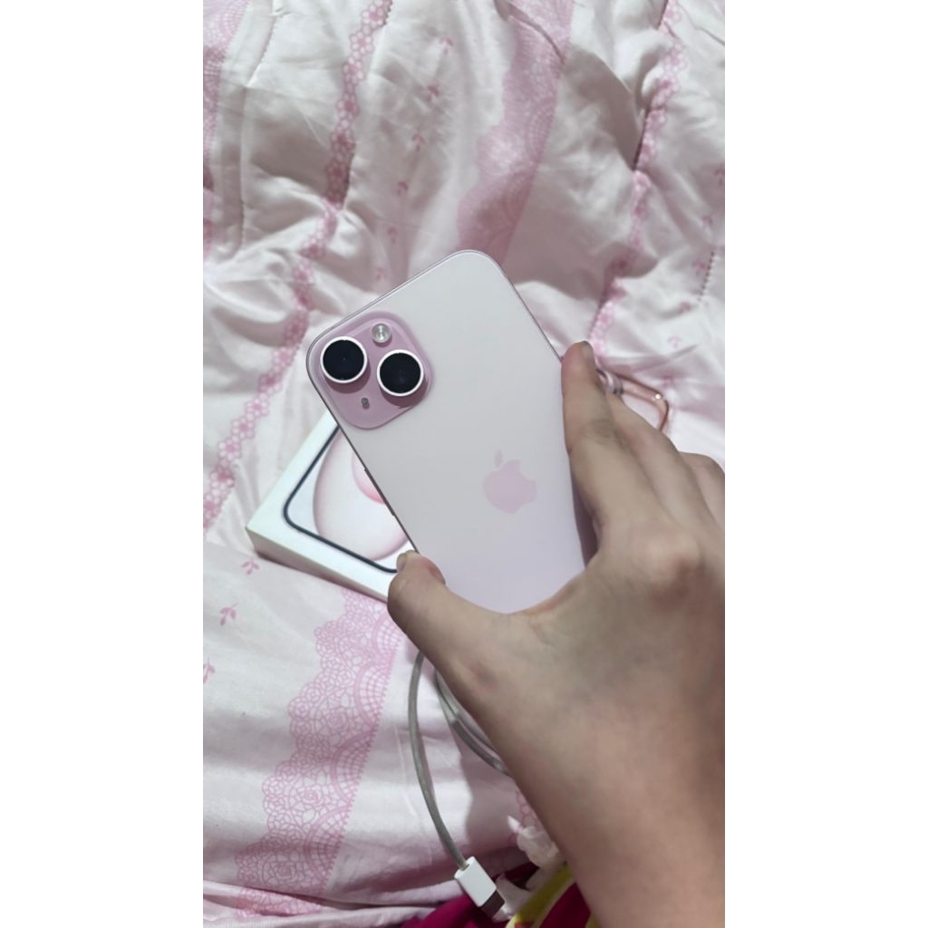 iphone 15 pink ibox pemakaian pribadi