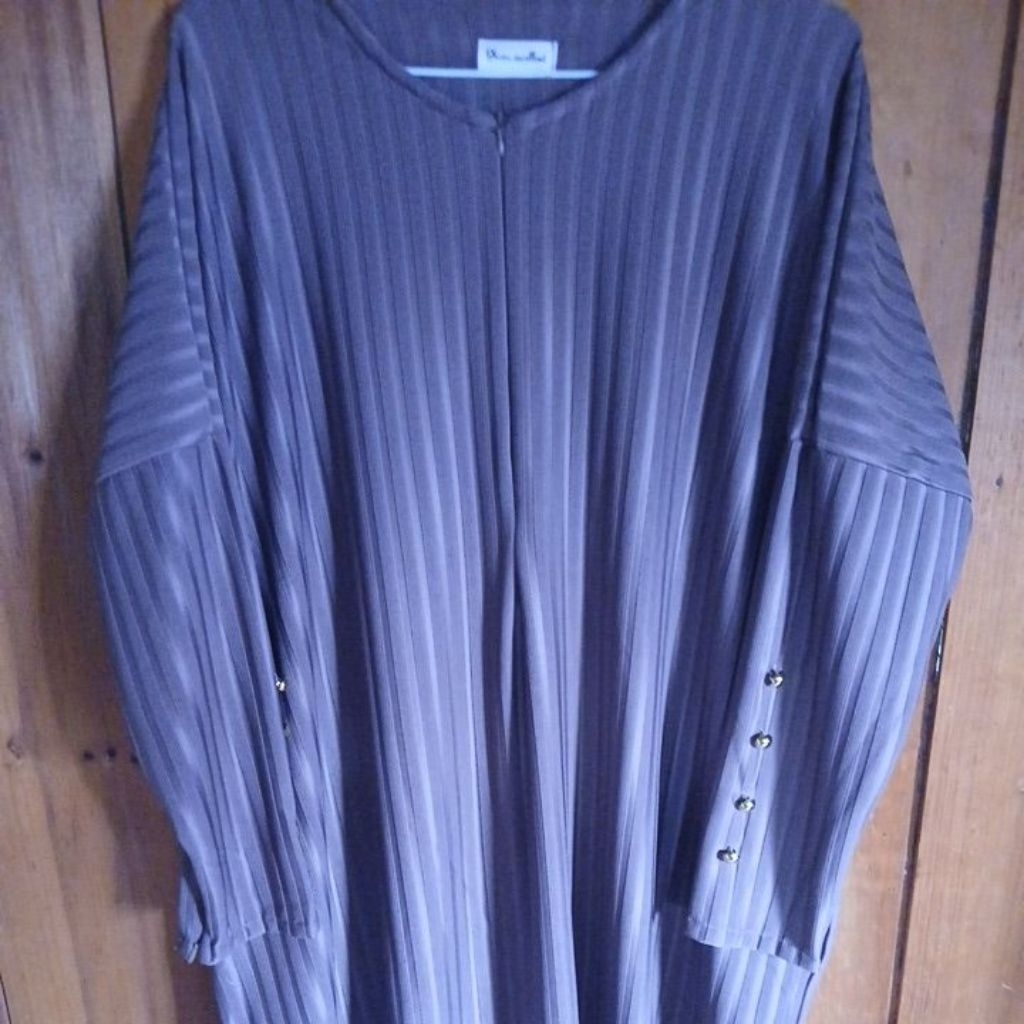 gamis knit hornet