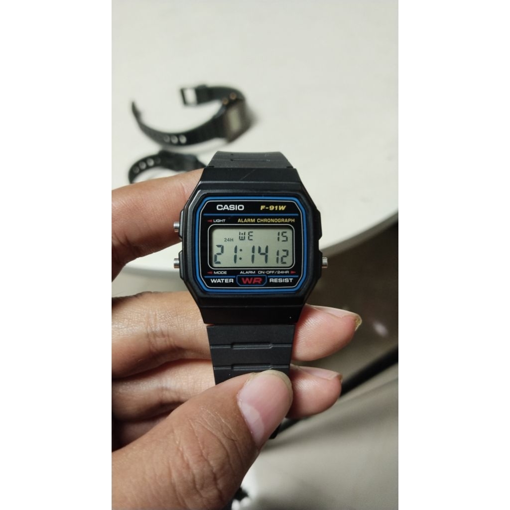Casio F91W Biru Blue Second Bekas Mulus
