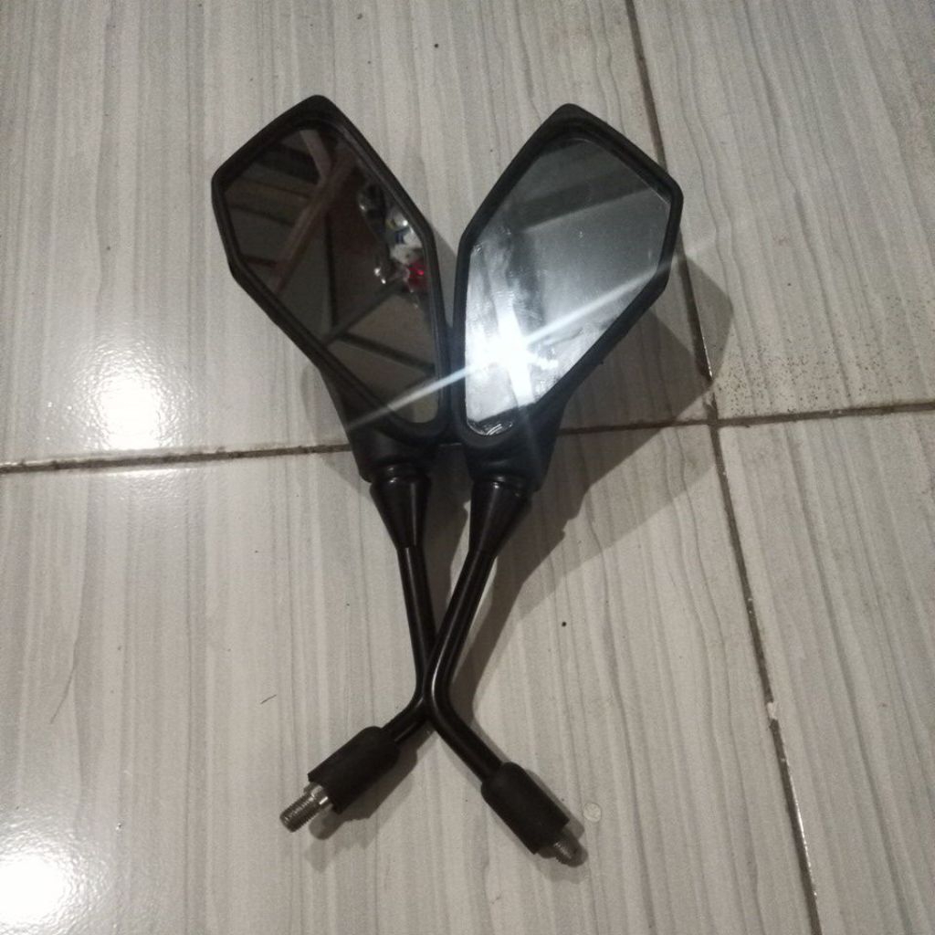SPION YAMAHA NEW XMAX ORIGINAL VIEW MIRROR XMAX NEW ORIGINAL