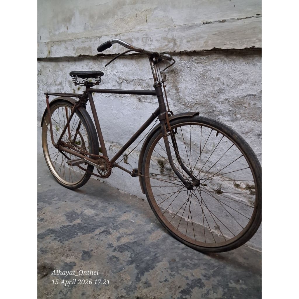 Sepeda Ontel Phoenix Tua Jadul Antik