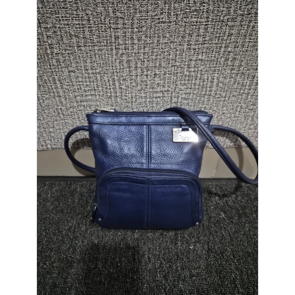 Tas cambag kulit Tignanello