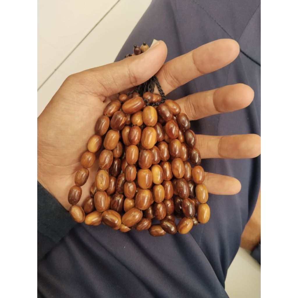 Gelang kaukah bermotif oval