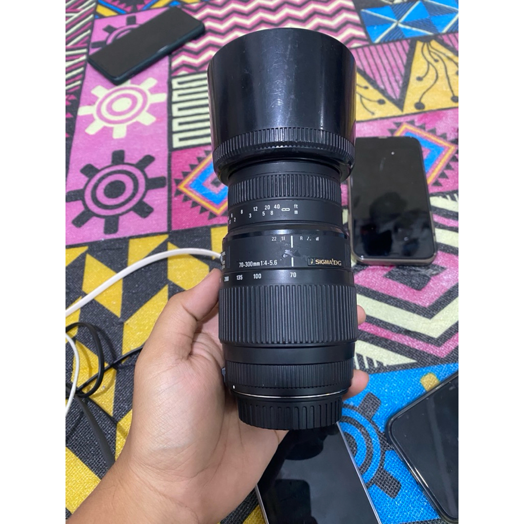 lensa sigma 70-300mm for canon second