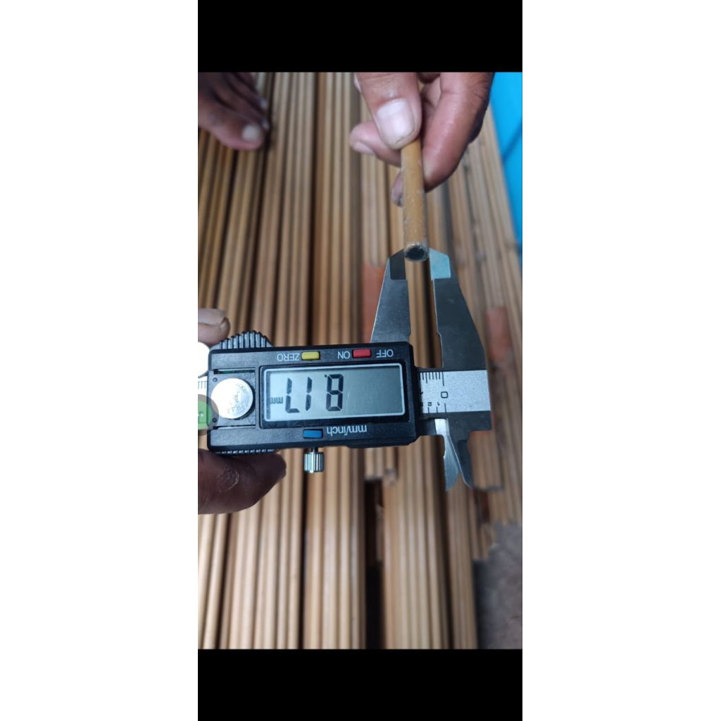 karbon sutet 8mm