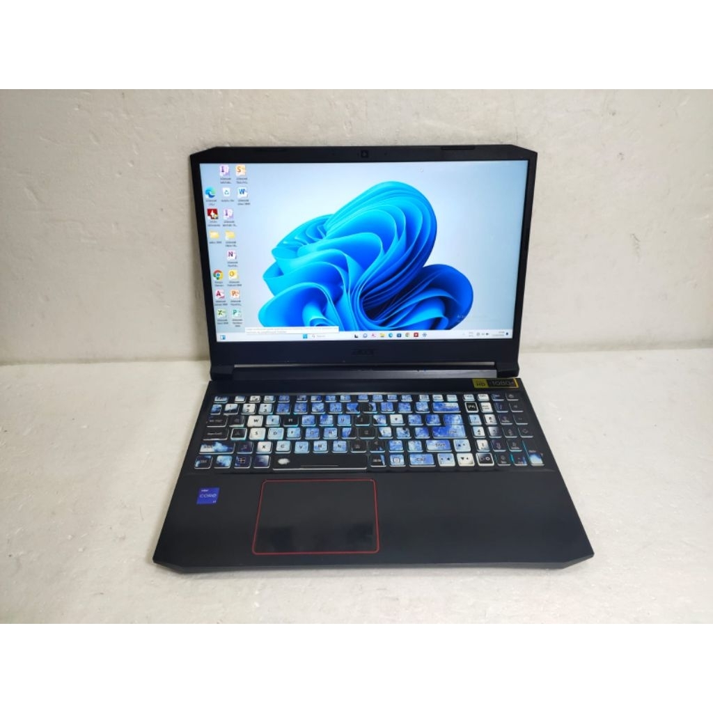 B557 Laptop Acer predator ph315-53 core i7-gen10 Ram 8GB ssd 512GB keyboard backlight layar FHD