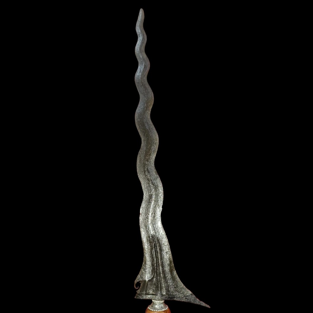 Keris Sengkelat Luk 13 Pamor Keleng Hurap Tangguh Sedayu Era Majapahit
