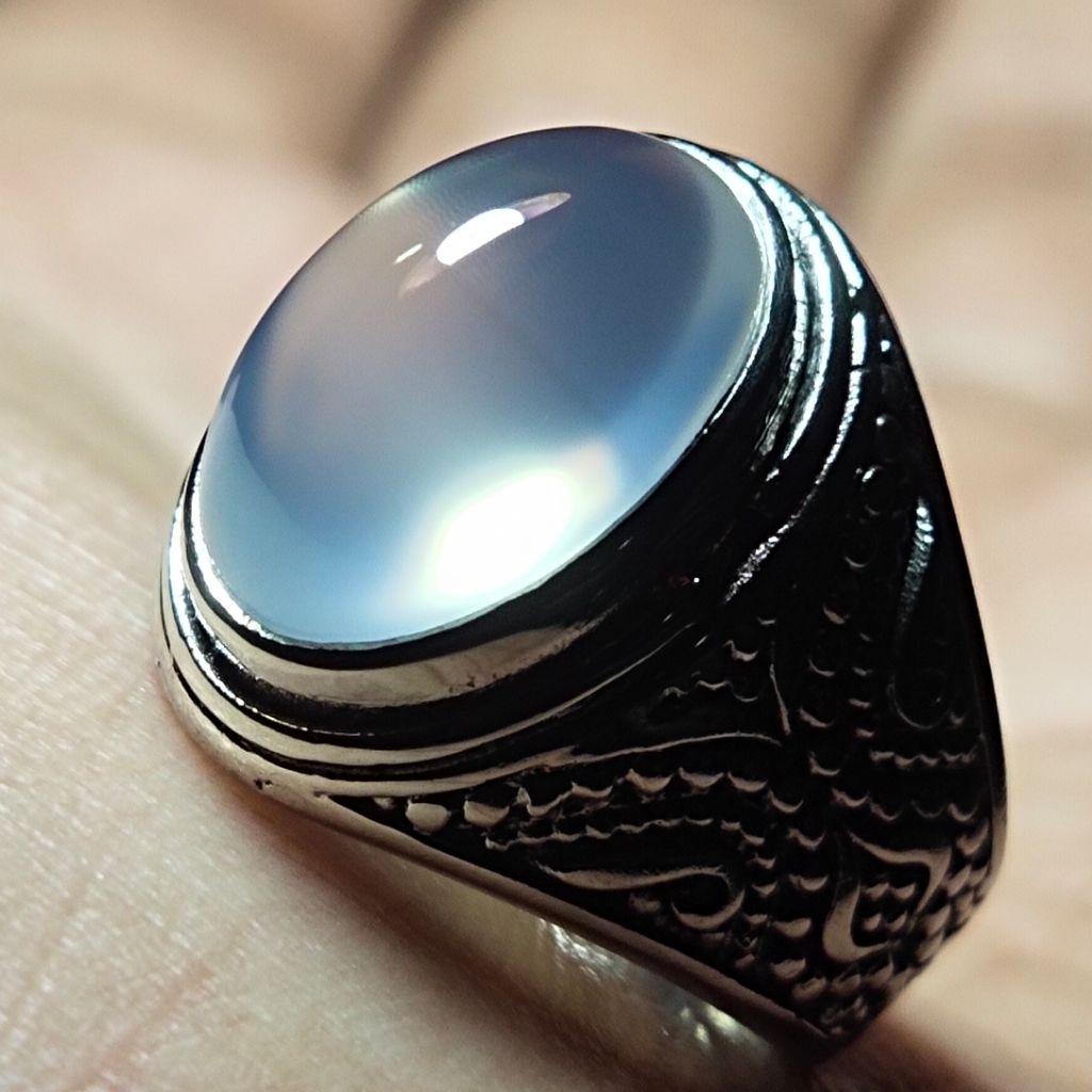 Cincin Batu anggur kristal giwang sadis - Cincin Batu Kristal Giwang