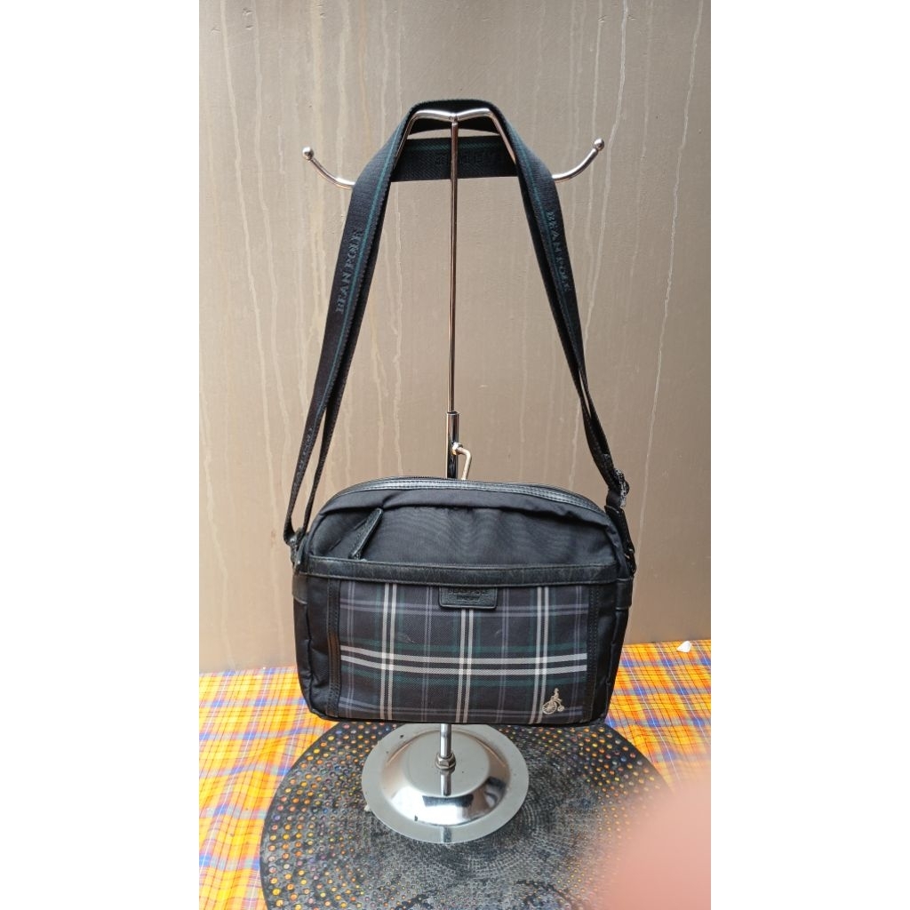 Tas selempang pria beanpole