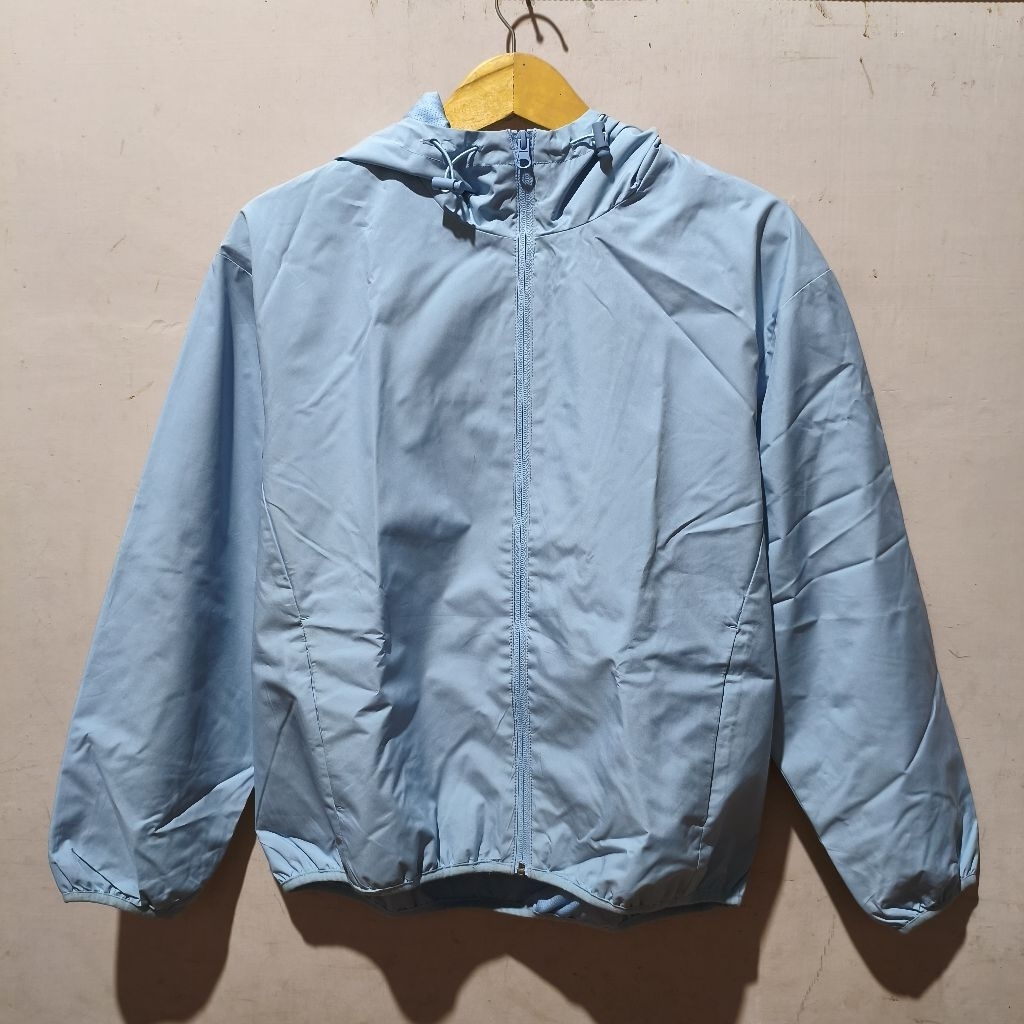 GU windbreaker second