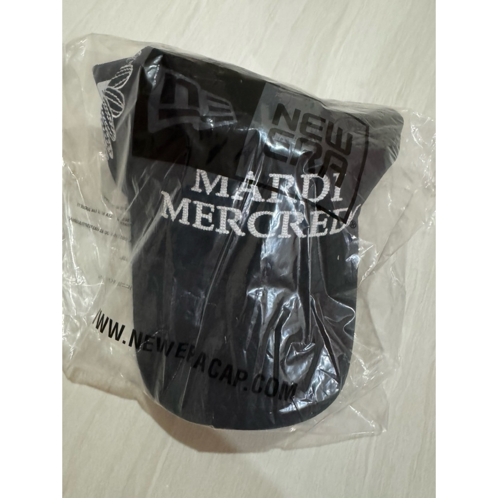 Mardi Mercredi x New Era 940UNST Fleur De Lis O Baseball Cap Topi Black