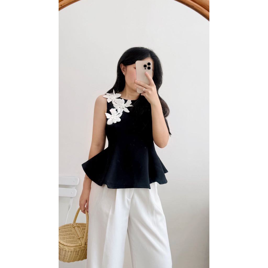 DAVINA TOP / TOP WANITA / ATASAN WANITA / TOP BUNGA