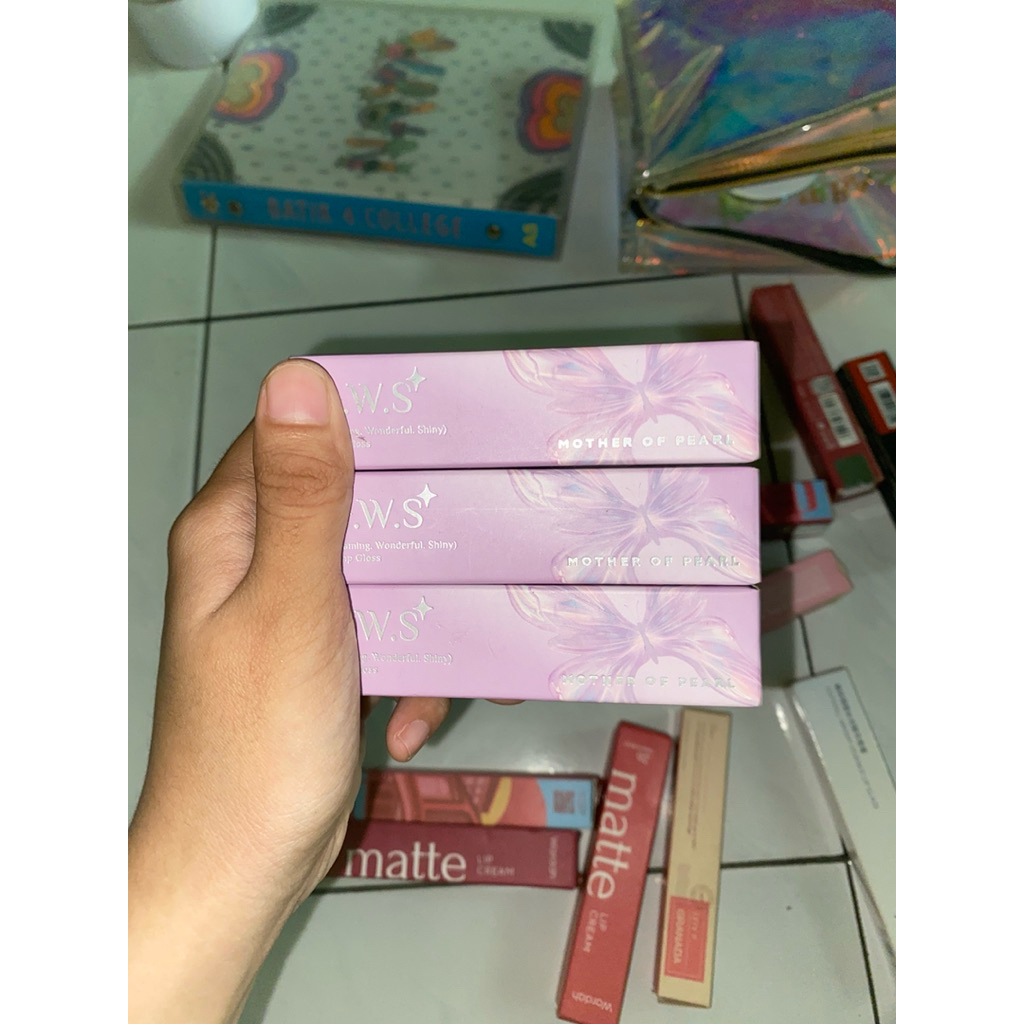 NEW MOP GWS Lip gloss
