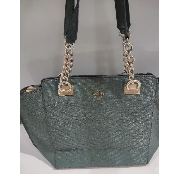 Preloved.Tas guess hijau