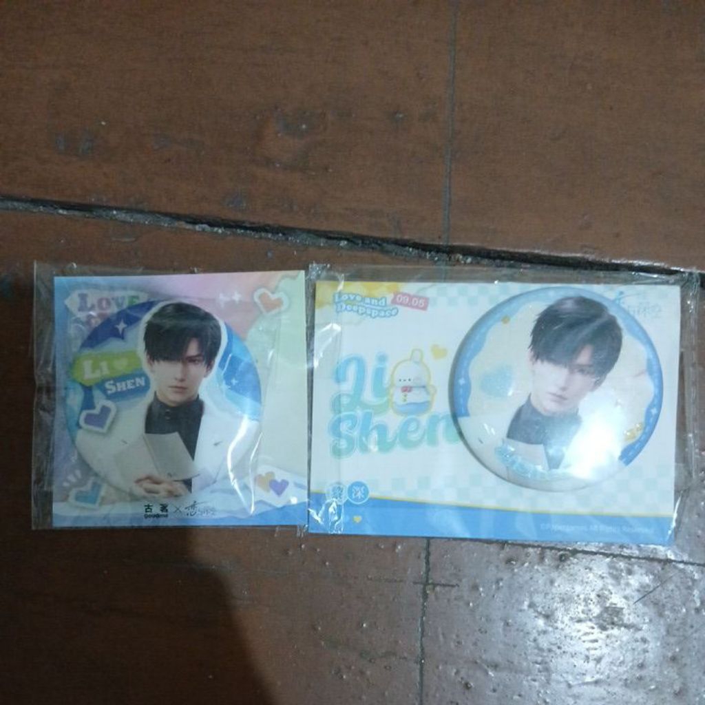 zayne love and deepspace official badge