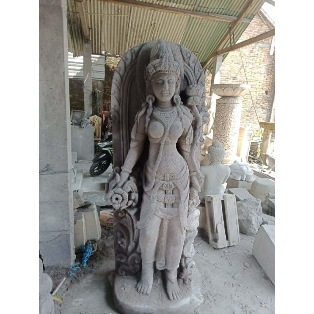 Patung Dewi Sri